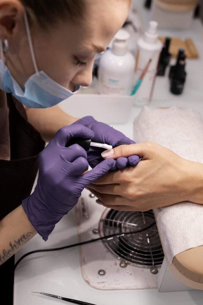 Manicura semipermanente en Barakaldo